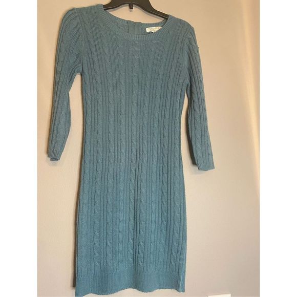 Ladies sweater dress size small by Forever 21 - Picture 1 of 3
